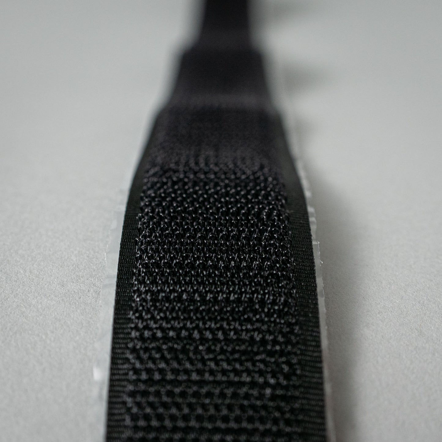 Selbstklebendes Klettband - kragoTEC® 25mm x 2,5m - setbedarf