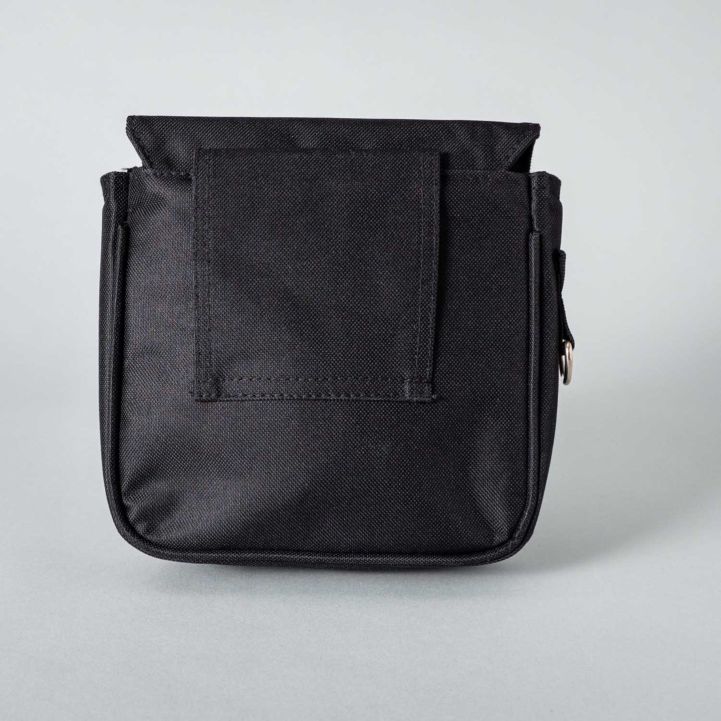 Gürteltasche Little Joe von Bestboy, schwarze Ledertasche mit Reißverschluss, ideal für unterwegs, auf der Abbildung P1032699.