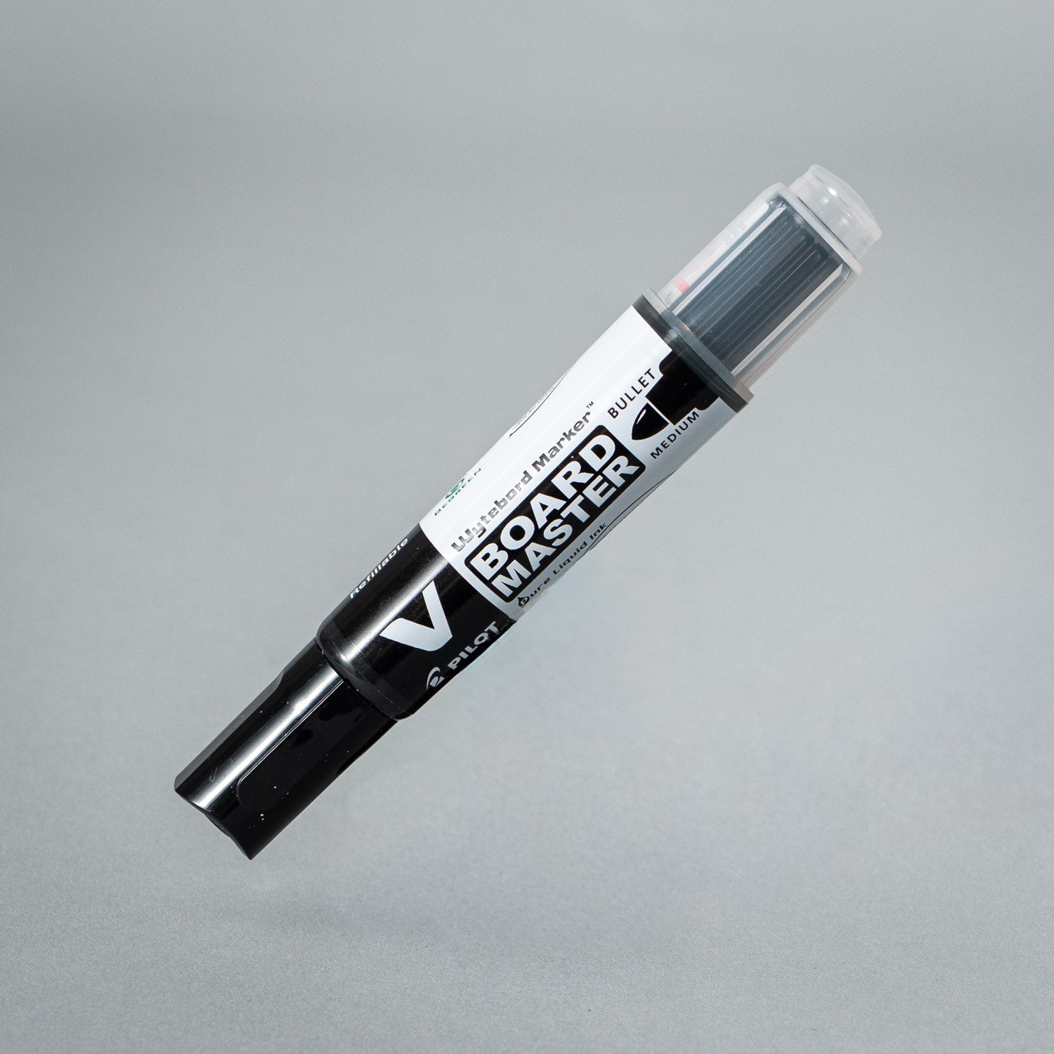 Klappenstift Pilot V-Board Master, Schreibgerät mit Clip und Kappe, für Whiteboard und Notizen, SetBedarf.