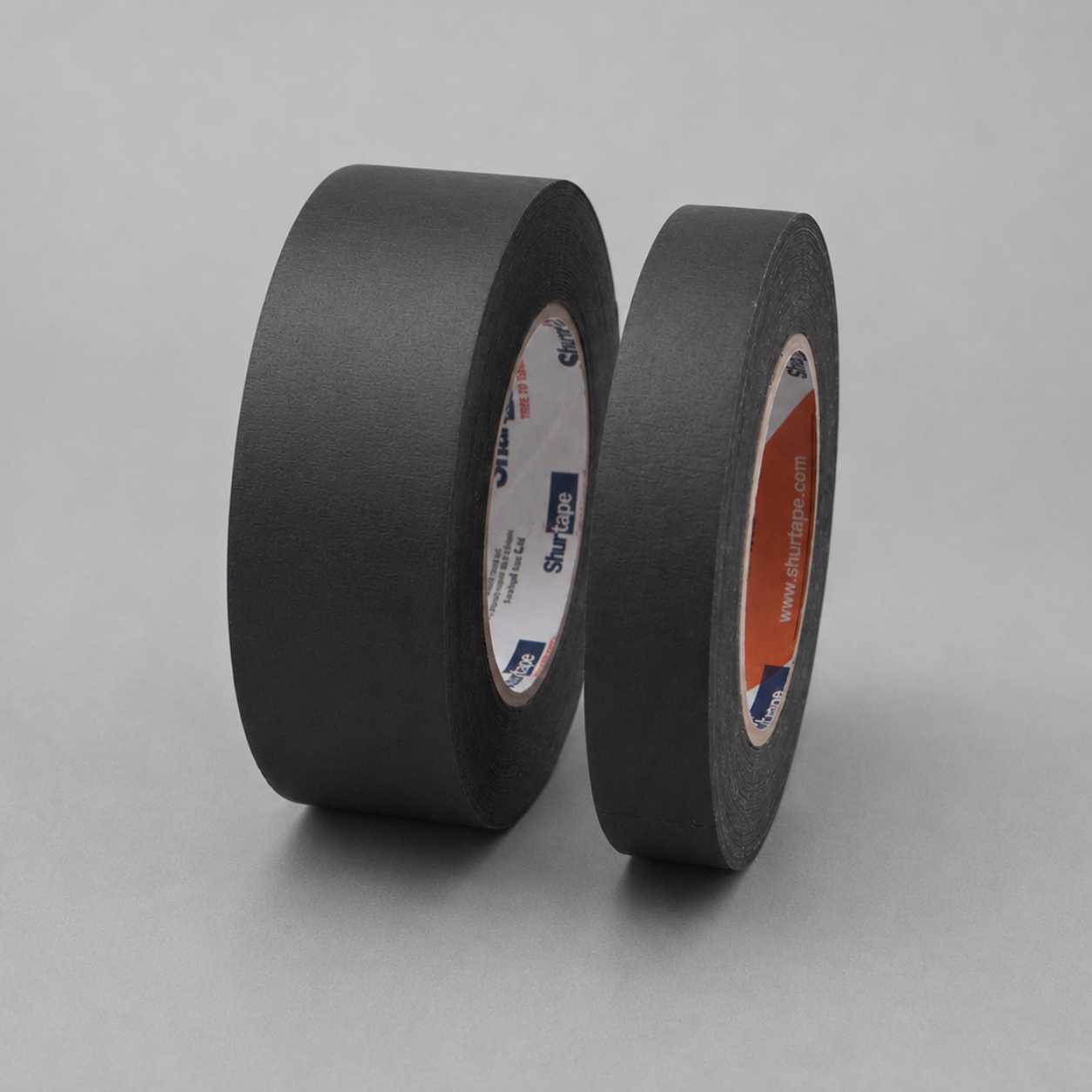 Schwarzes Shurtape CP743 Papertape von setbedarf, 25 mm breit, auf Rolle, ideal für professionelle Klebearbeiten